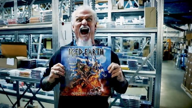 Read more about the article ICED EARTH Guitarist JON SCHAFFER unboxes 20th Anniversary vinyl edition of ‘Alive In Athens’!