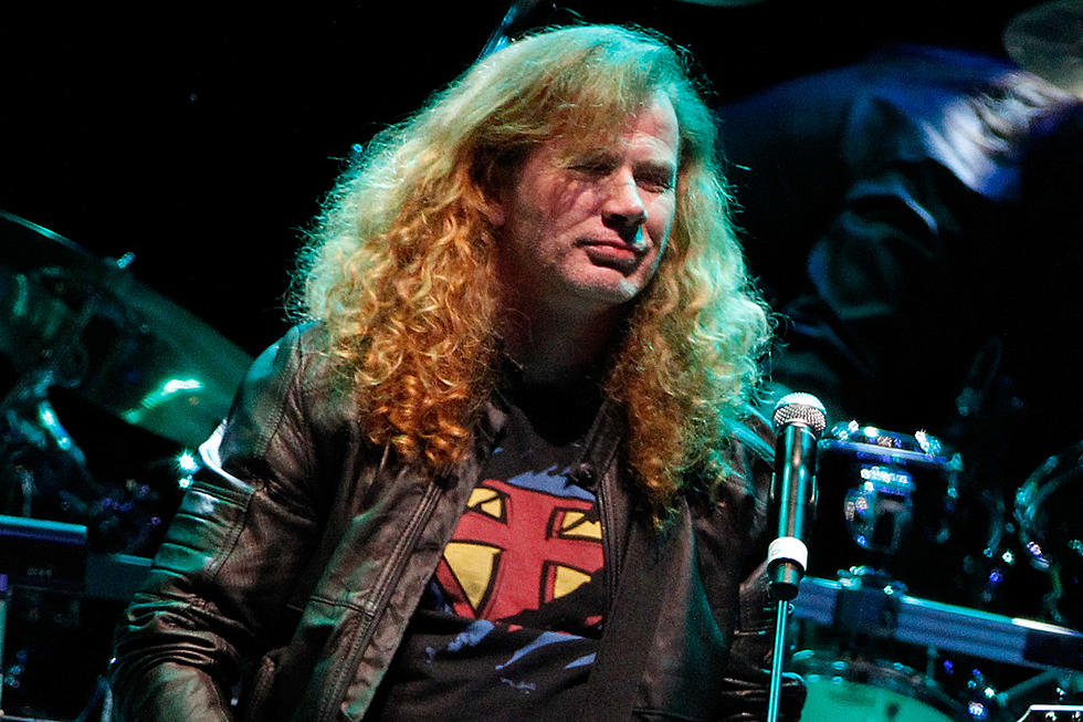 You are currently viewing MEGADETH’s Dave Mustaine is ‘100% free of cancer’!