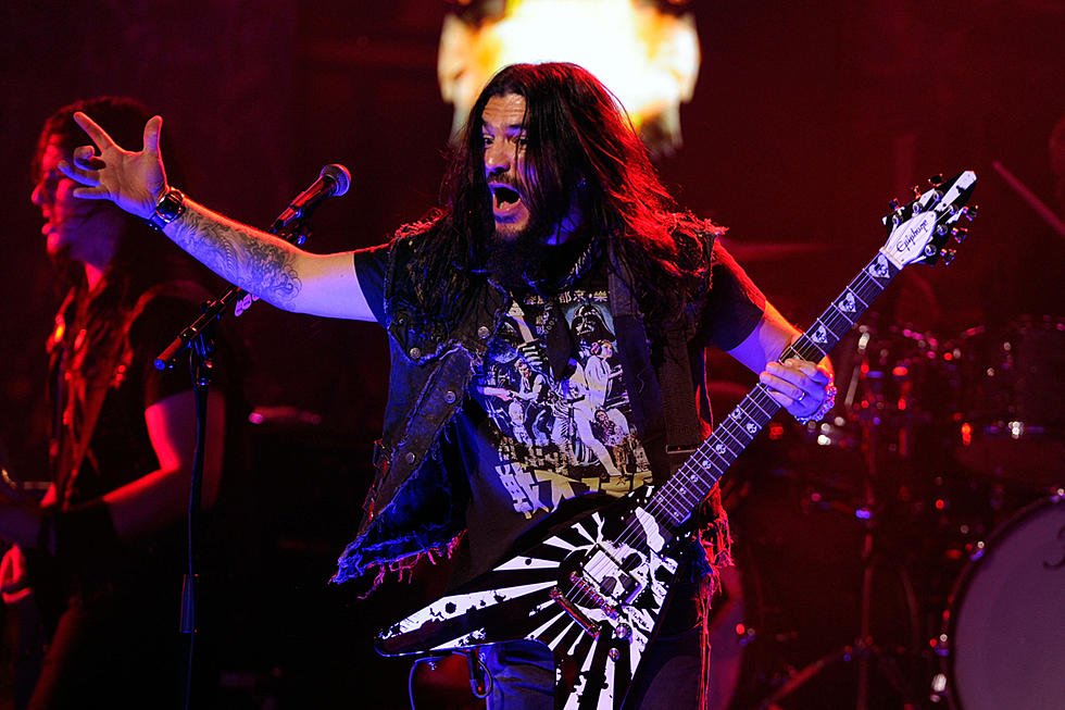 Read more about the article MACHINE HEAD – The Making Of New Song ‘Circle The Drain’, Part 1 Video!