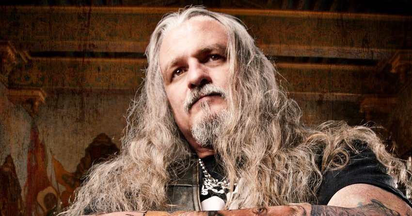 Read more about the article ICED EARTH’s JON SCHAFFER Releases Lyric Video For «Dracula (A Narrative Soundscape)».