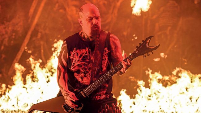 You are currently viewing SLAYER’s KERRY KING says he has “More than two records material” for his new project!