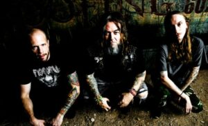 Read more about the article Max Cavalera’s GO AHEAD AND DIE Releases First Single “Truckload Full Of Bodies”!
