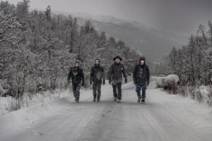 Read more about the article Οι KAMPFAR κυκλοφορούν το νέο τους single «Lausdans Under Stjernene».