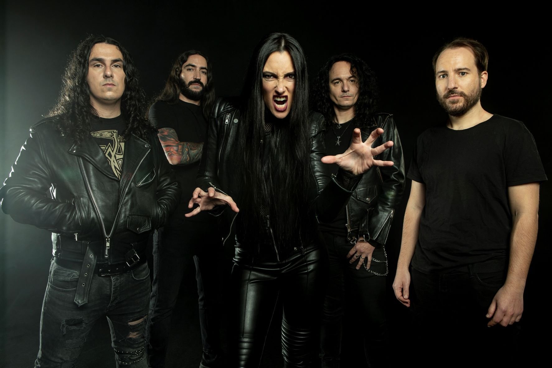 You are currently viewing BLOODHUNDER unveiled new single “The Forsaken Idol” featuring Rosalia Sairem of THERION.