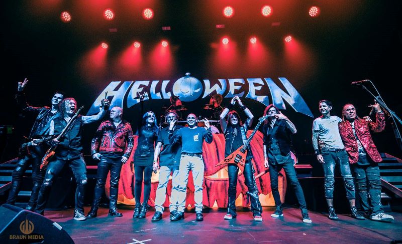 Read more about the article HELLOWEEN Inducted to Metal Hall Of Fame by ARCH ENEMY’s Alissa White-Gluz!