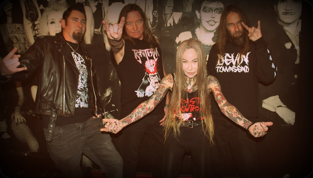 Read more about the article Το Αυστραλιανό Metal/Punk συγκρότημα KÜNTSQUÄD, υπογράφει με την Wormholedeath Records.