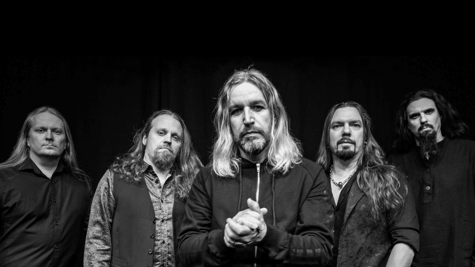 Read more about the article SONATA ARCTICA unveil lyric video for festive new digital single “A Monster Only You Can’t See”.