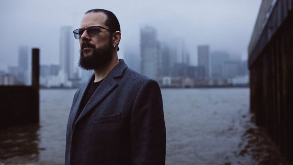 Read more about the article Ihsahn drops video for new single, “The Distance Between Us”, off his upcoming self-titled album.