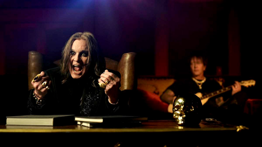 You are currently viewing Ο Ozzy Osbourne τραγουδά και εμφανίζεται στο νέο βίντεο single «Crack Cocaine» του Billy Morrison!
