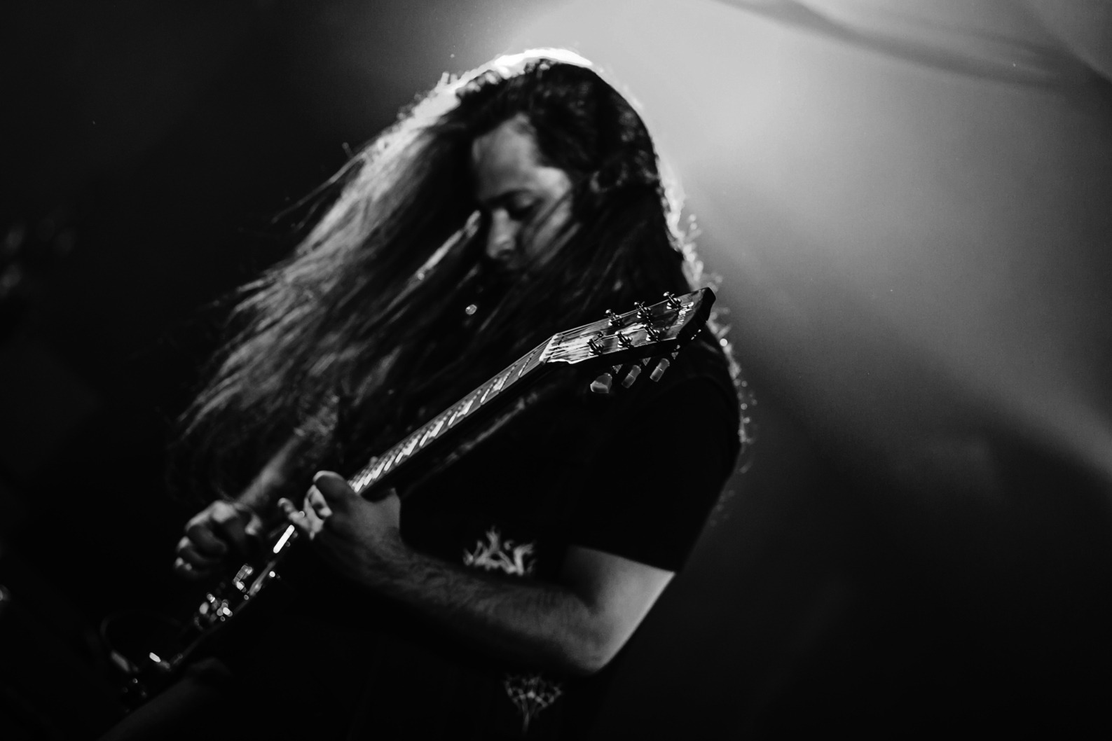 Read more about the article Black Metallers SELBST announce new album “Despondency Chord Progressions” and released first single “Chant Of Self Confrontation”.