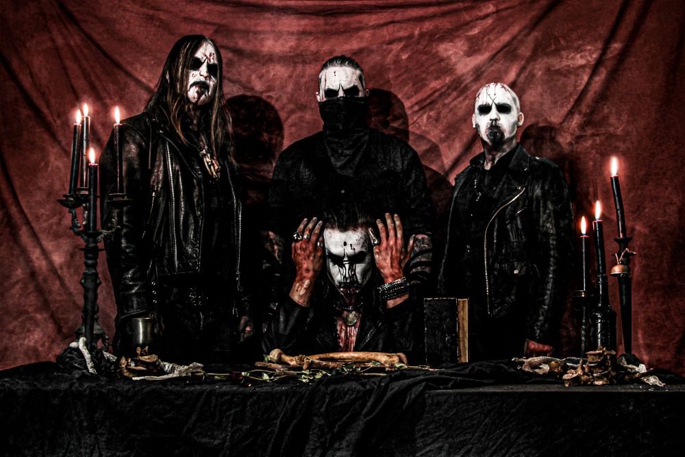 Read more about the article CURSE UPON A PRAYER drop lyric video for new single, “A Heav’n Of Hell”.